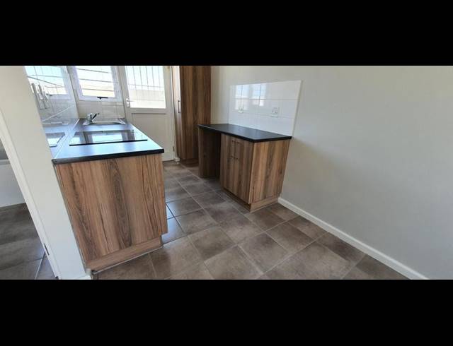 2 BEDROOM PROPERTY TO RENT IN RIVERGATE